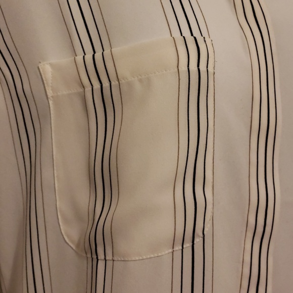 💖LOFT long sleeve collared blouse - Picture 2 of 5